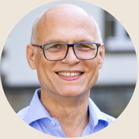 Stefan Kühnhold Stefan Kühnhold